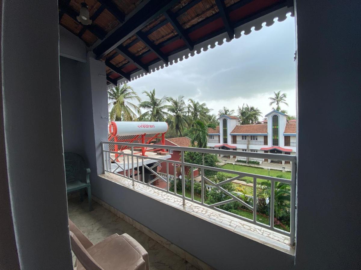 Peravel Beach Holiday Home 칸돌림 외부 사진