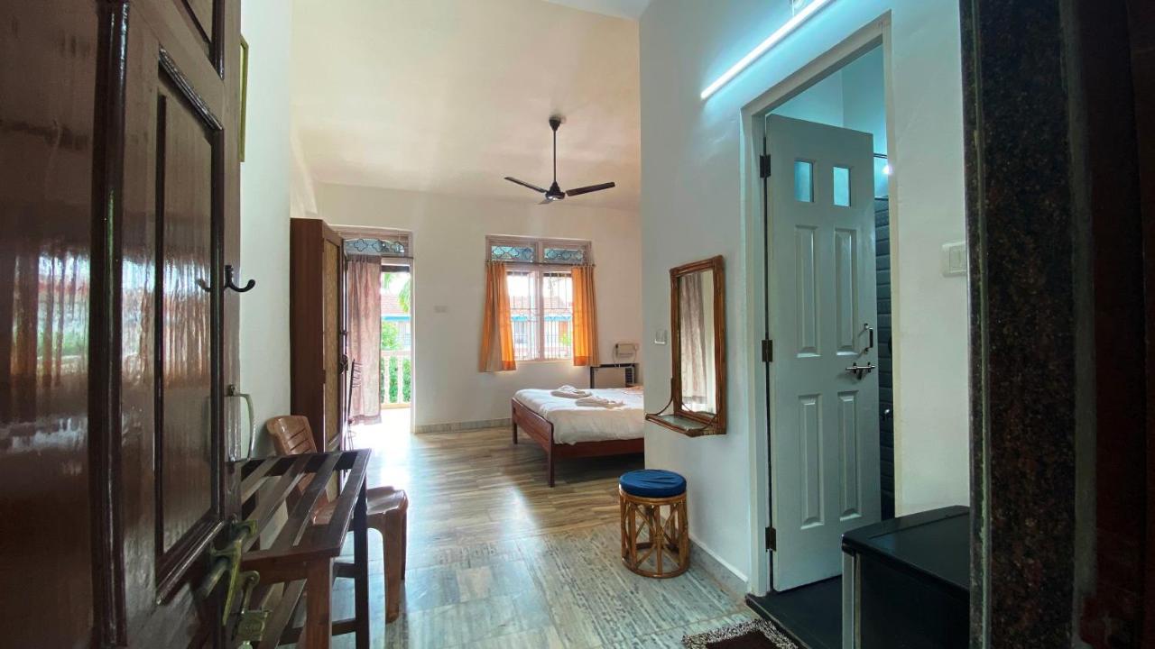 Peravel Beach Holiday Home 칸돌림 외부 사진