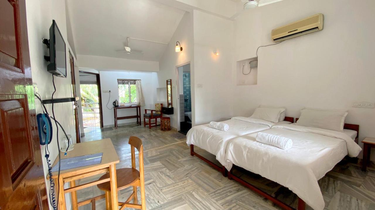 Peravel Beach Holiday Home 칸돌림 외부 사진