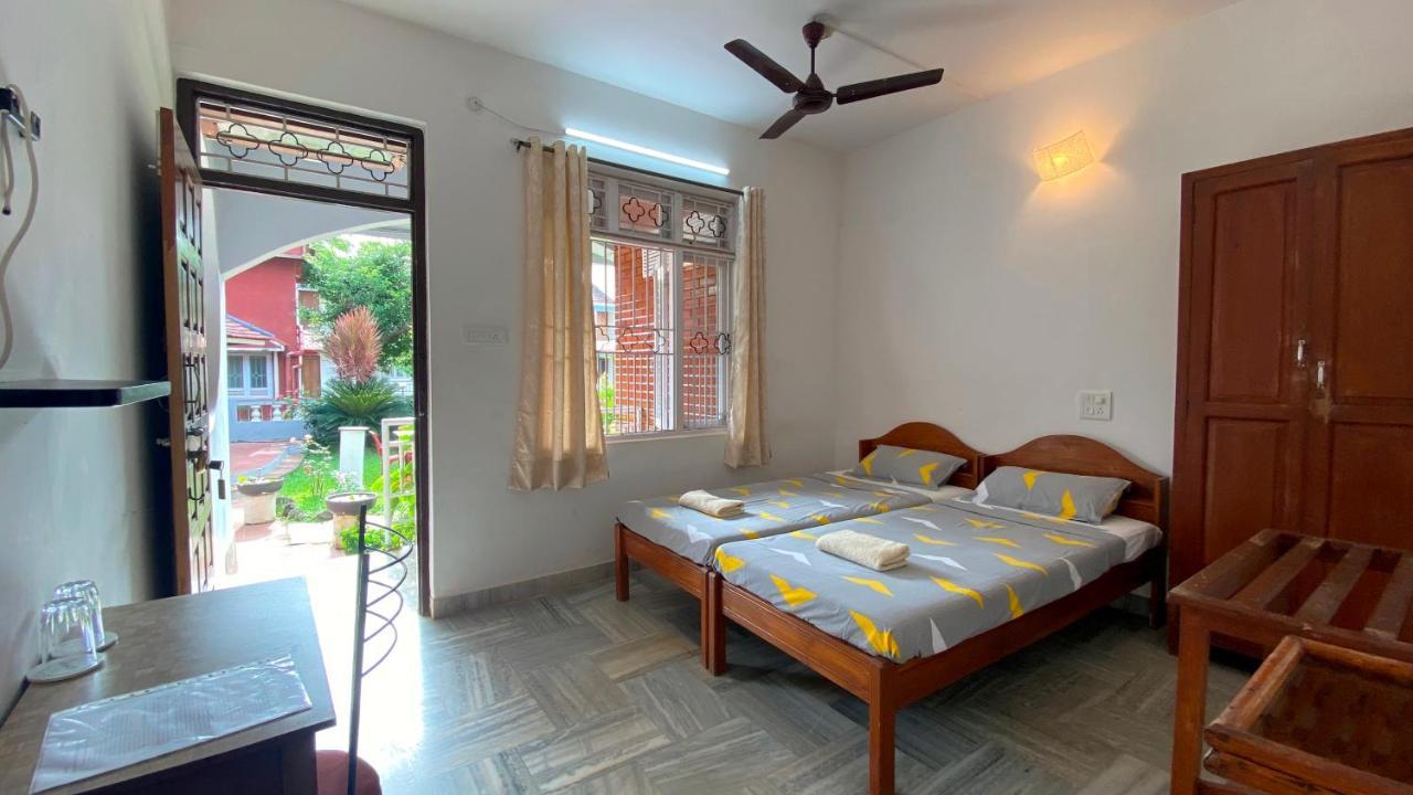 Peravel Beach Holiday Home 칸돌림 외부 사진