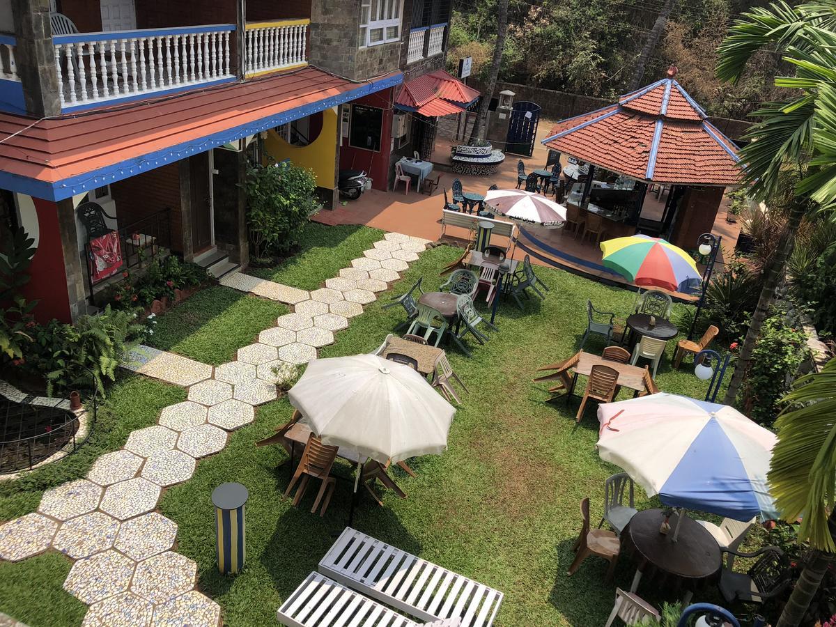 Peravel Beach Holiday Home 칸돌림 외부 사진