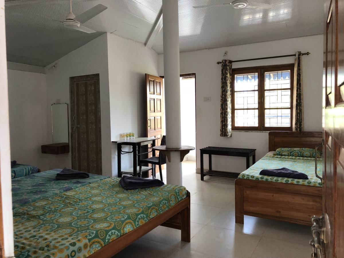 Peravel Beach Holiday Home 칸돌림 외부 사진