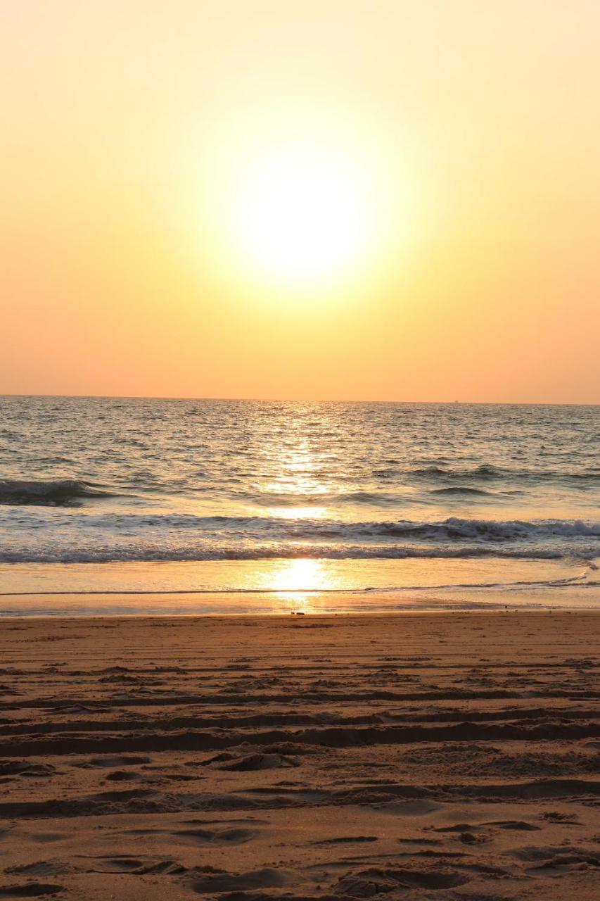 Peravel Beach Holiday Home 칸돌림 외부 사진