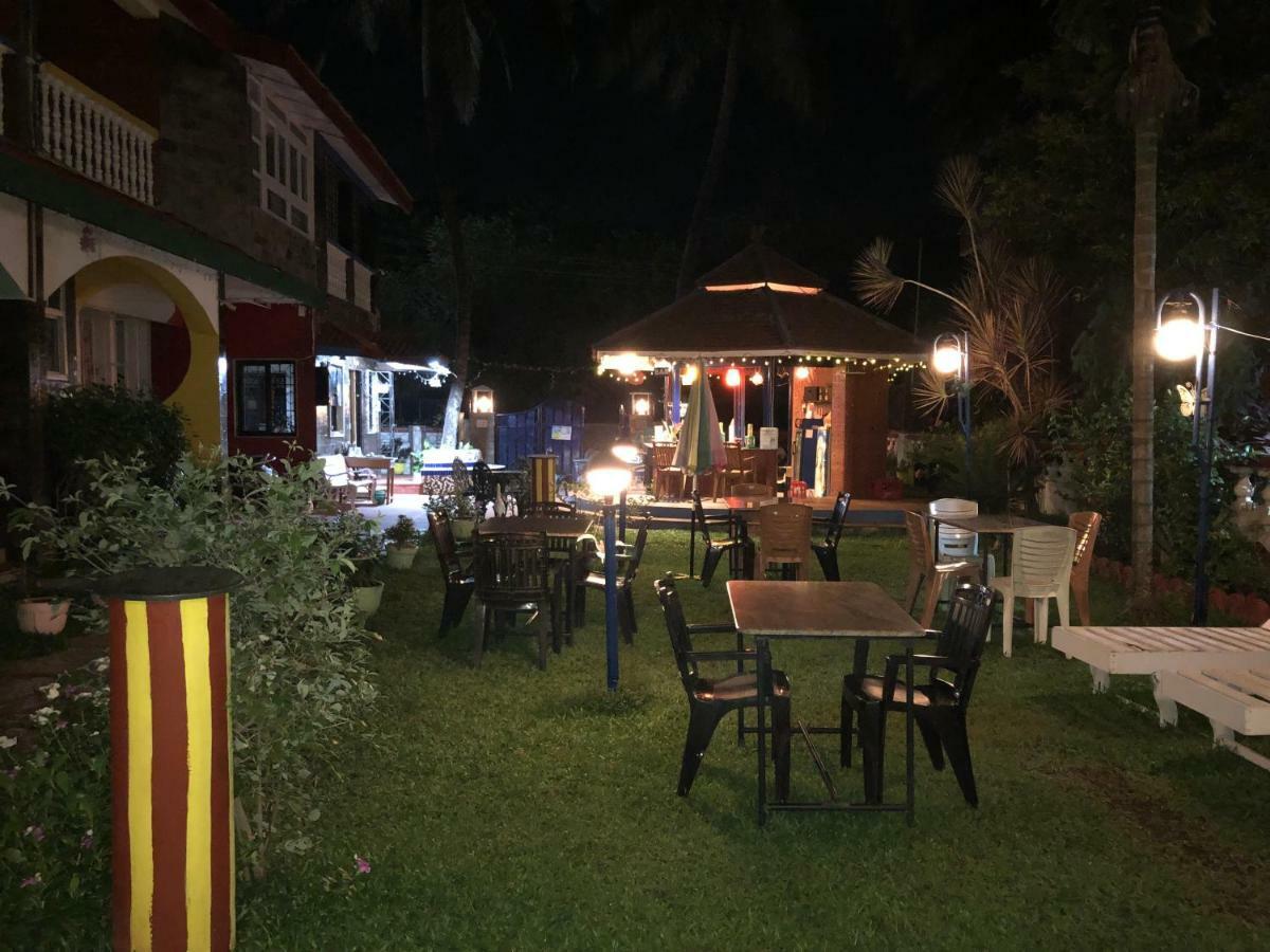 Peravel Beach Holiday Home 칸돌림 외부 사진